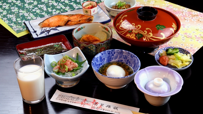 【朝食付き】出来立て温泉卵付き和朝食◆夕食時間を気にせず天然掛け流し温泉を存分に満喫！